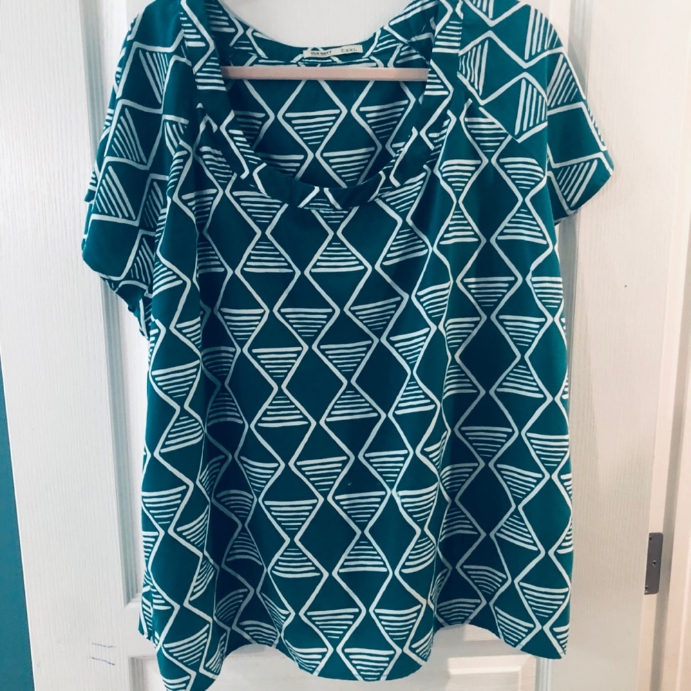 Old Navy teal geometric print Blouse
